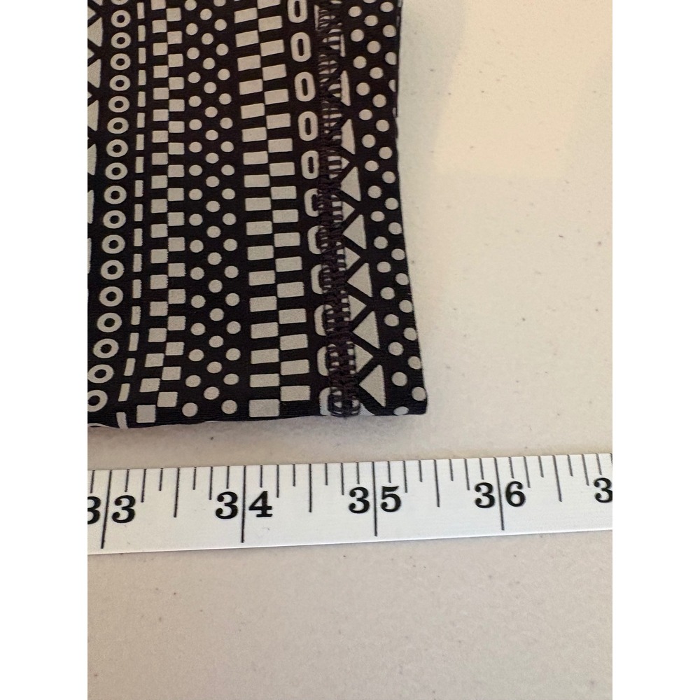 GapFit Winterbrush Reflective Leggings Black Geometric XL 396081-00 - Picture 7 of 9